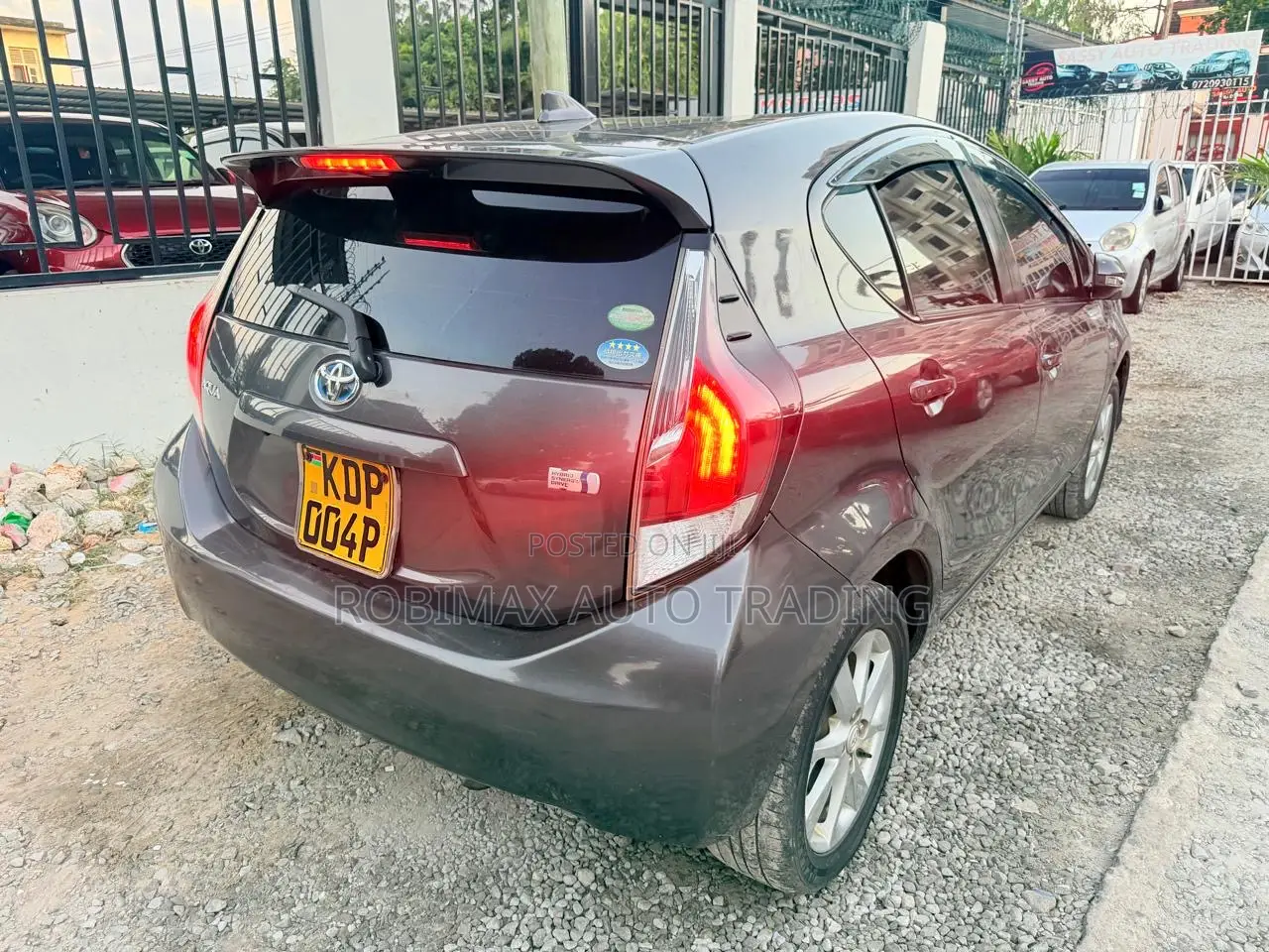 Toyota Aqua 2018 Gray