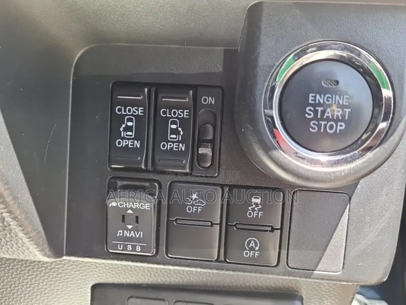 Daihatsu Thor 2018 Blue