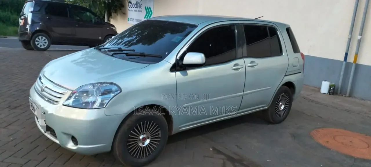 Toyota Raum 2007 Blue