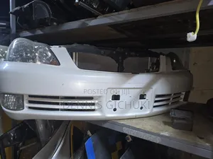 Nosecut Toyota Crown 2005-2007