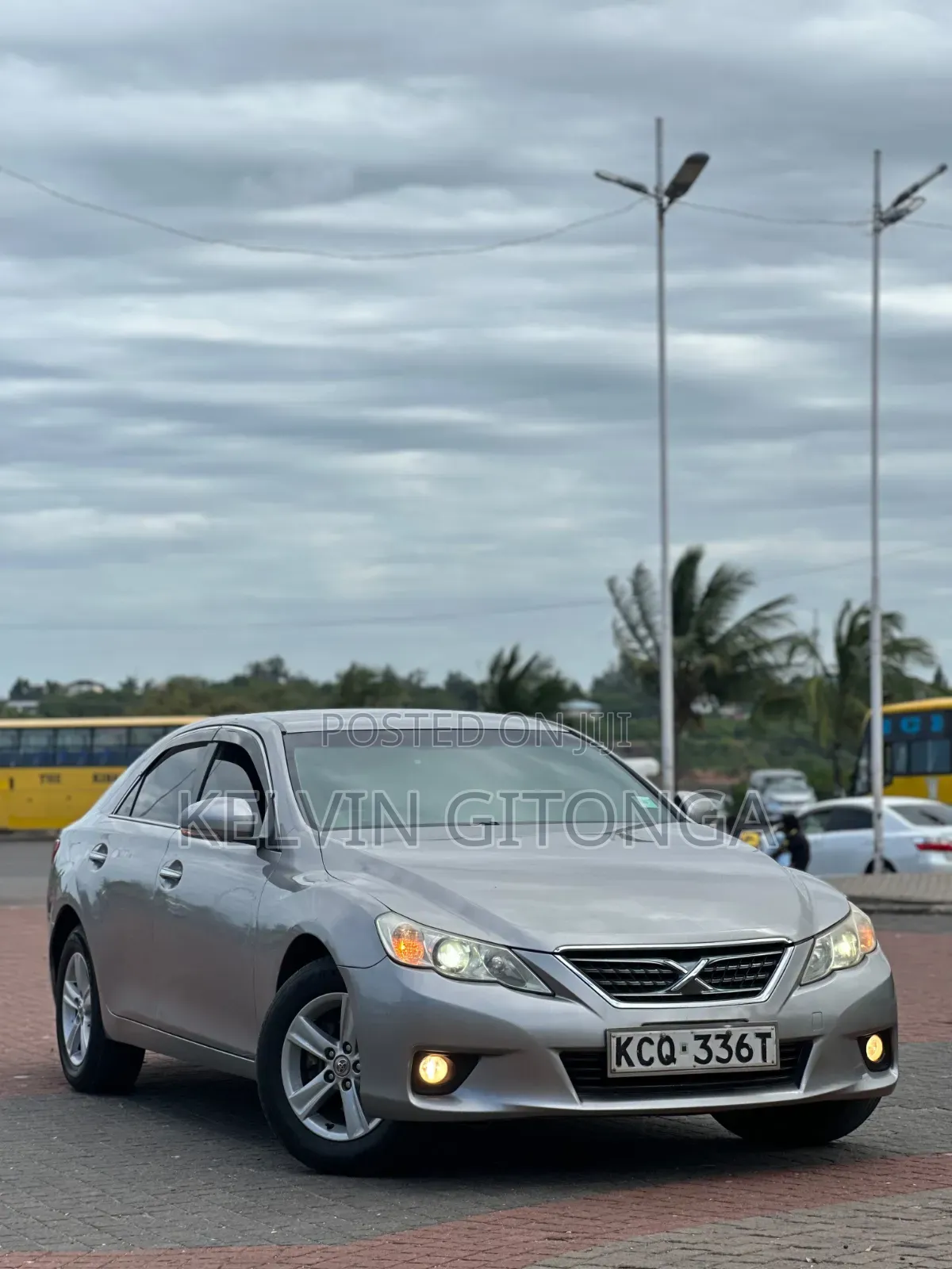 Toyota Mark X 2012 Gray