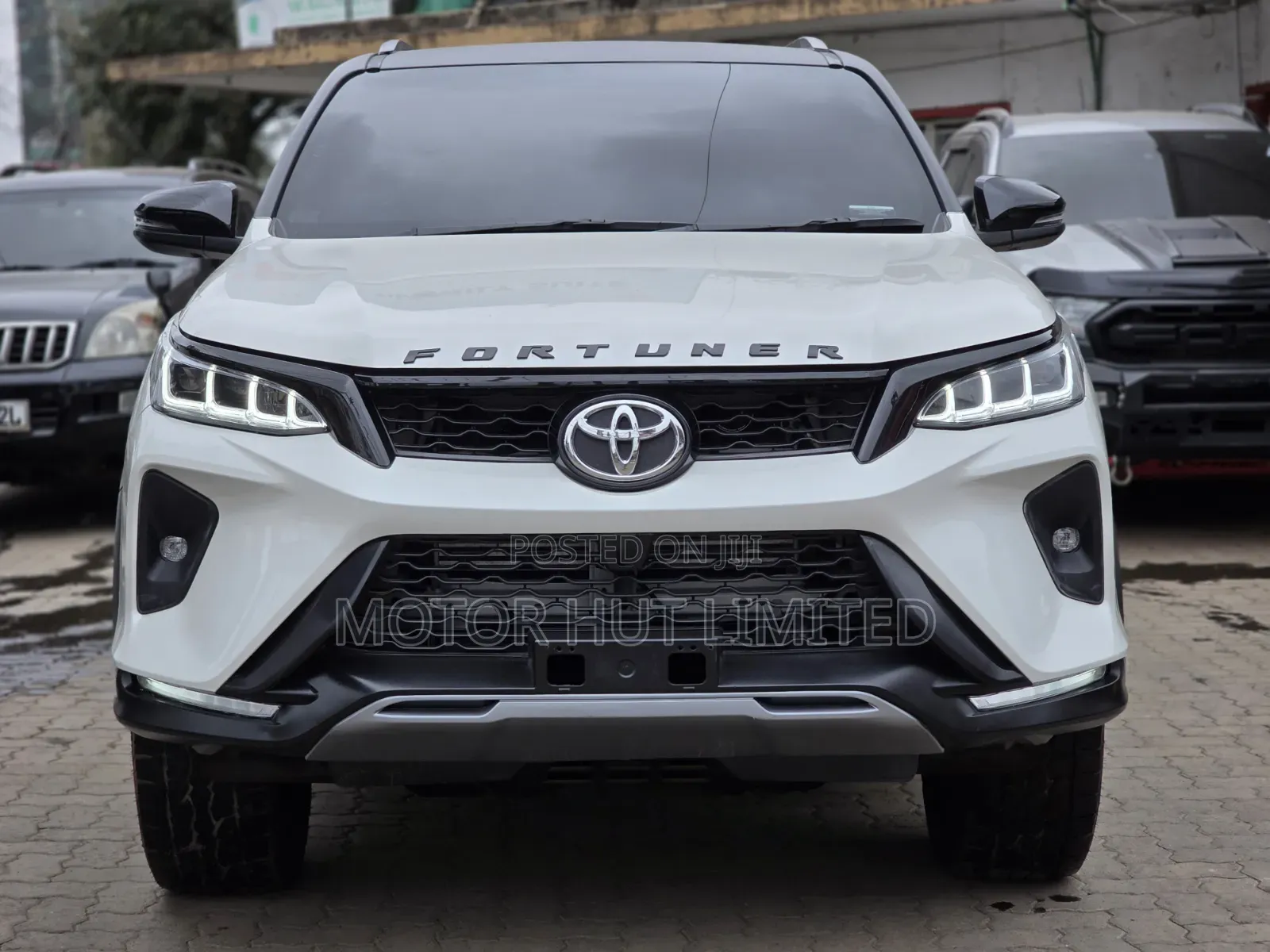 Toyota Fortuner 2019 White