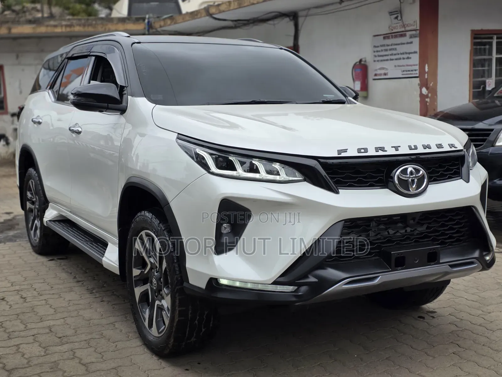 Toyota Fortuner 2019 White