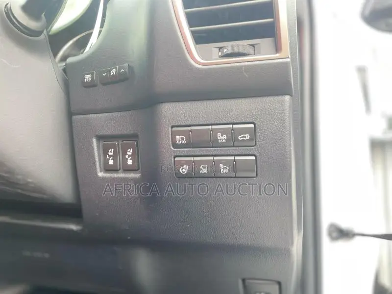 Lexus NX 2019 White