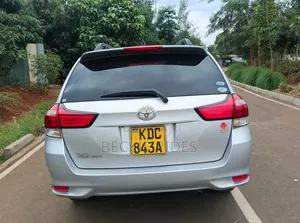 Toyota Corolla Fielder 2015 Silver