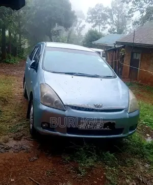 Toyota Wish 2004 Blue