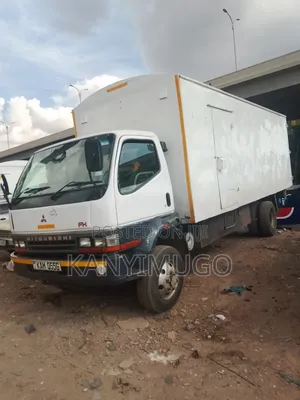 Mitsubishi FH 215 Truck 2007 White