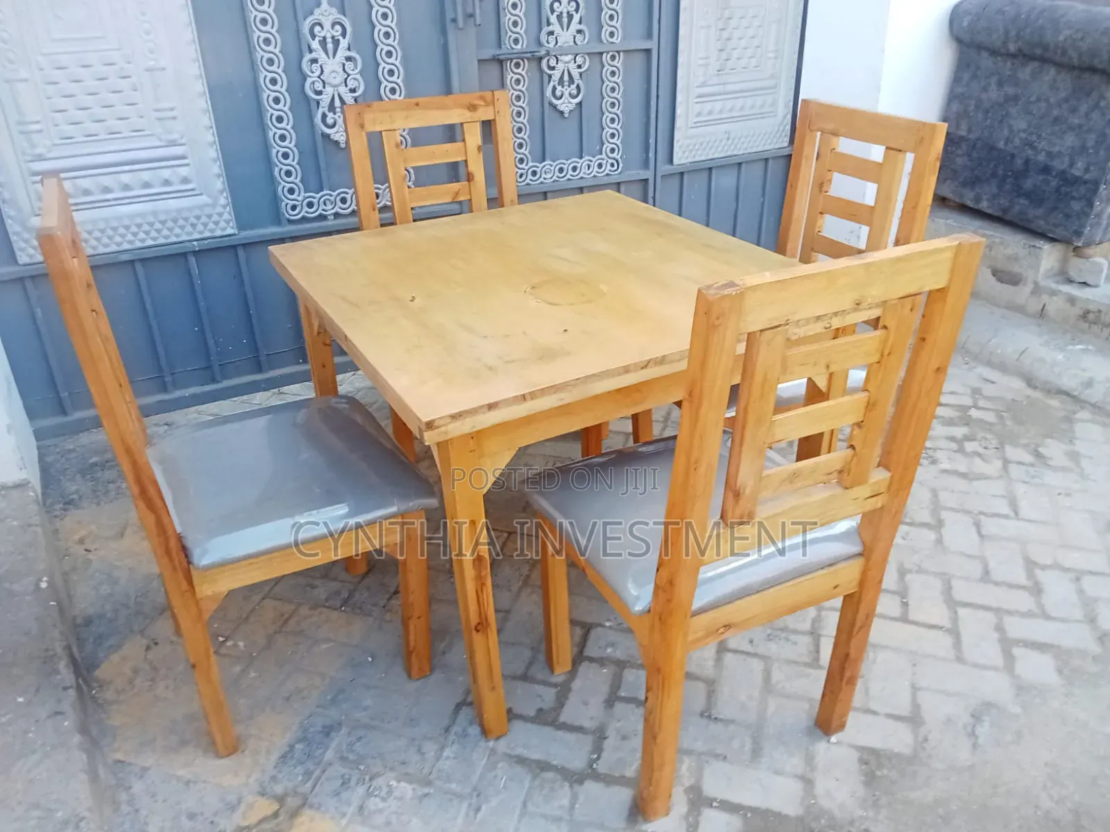 4 Seater Used Wooden Dining Table