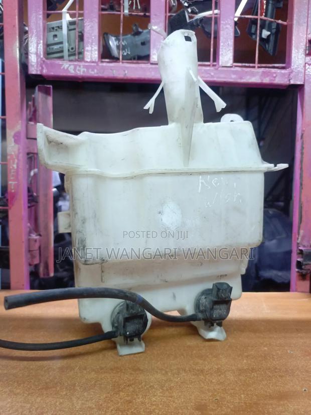 Toyota Wish New Model Washerbottle/Washertank