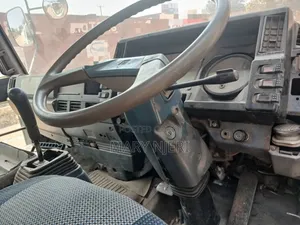Isuzu Forward,tanker