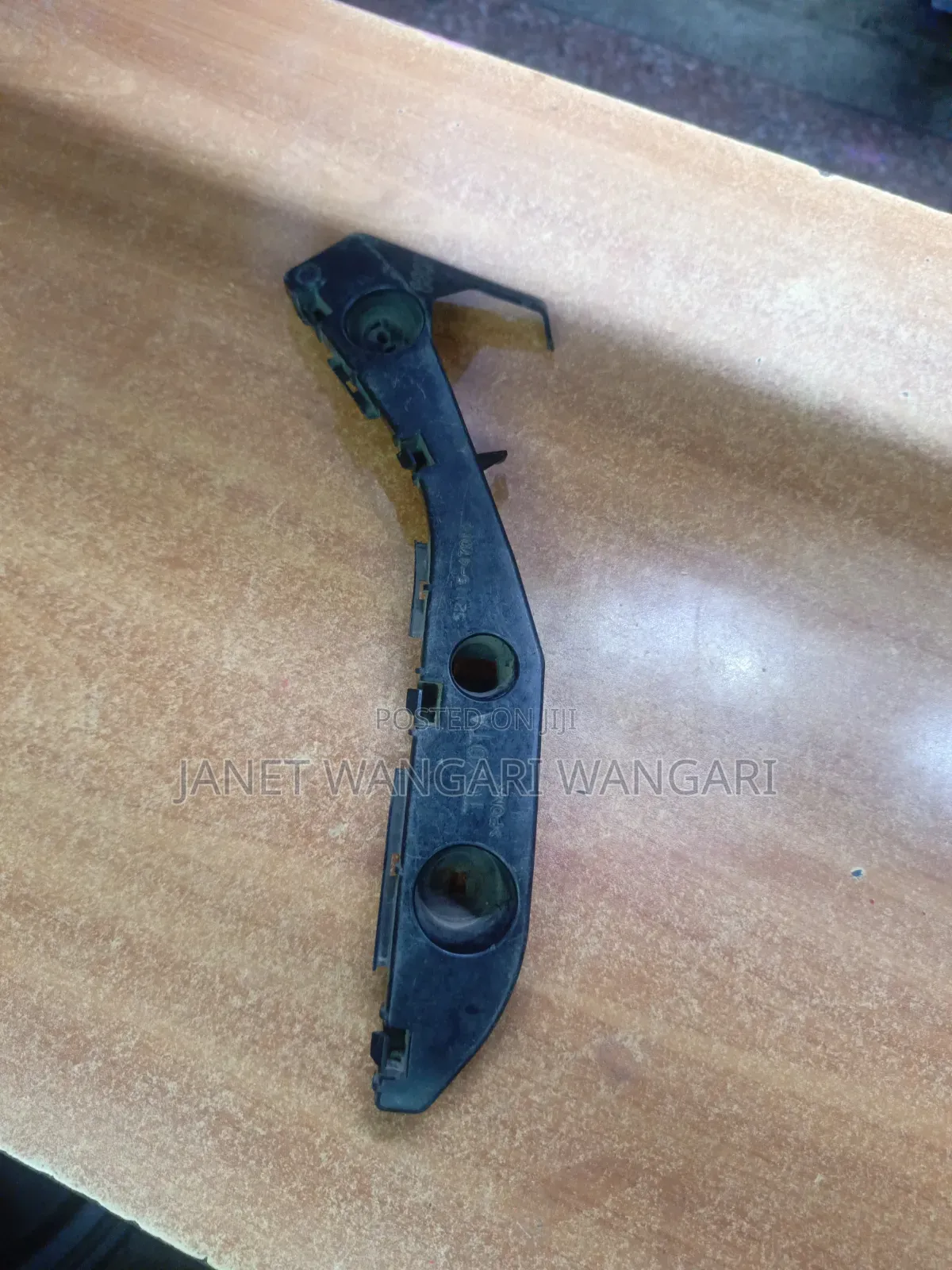Prius 2004 Bumper Slide/Holder
