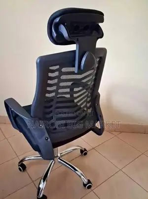 Luxury Black Office Chair With Headrest