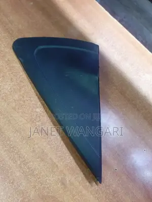 Sidemirror Finisher/Triangle Mazda Demio
