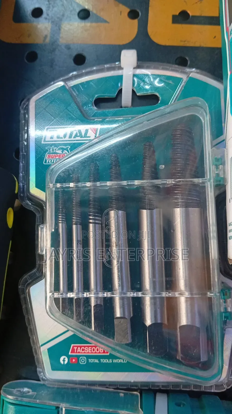 Total 6pcs Screw Extractor Set