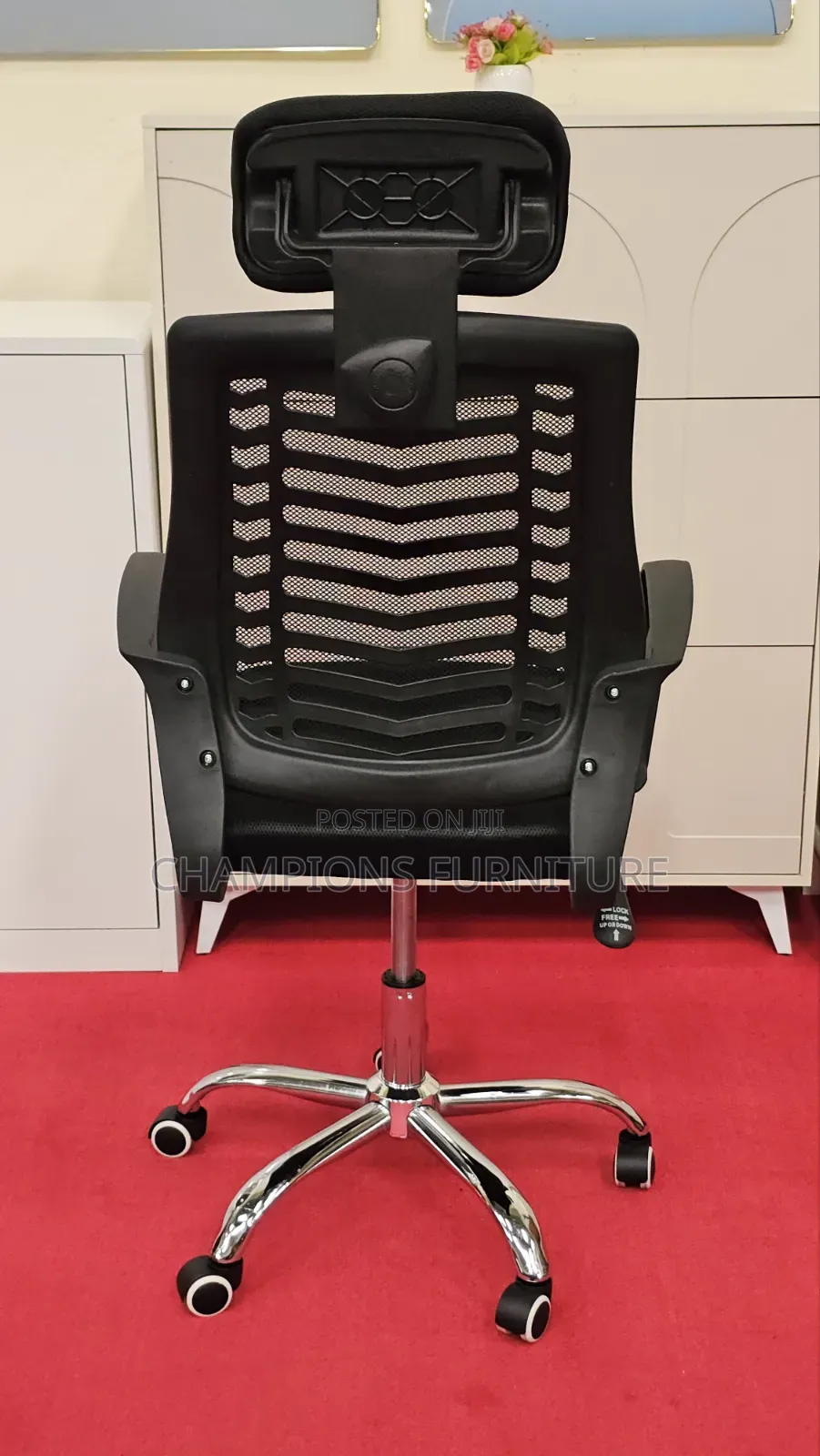 Standard Office Chair With Headrest