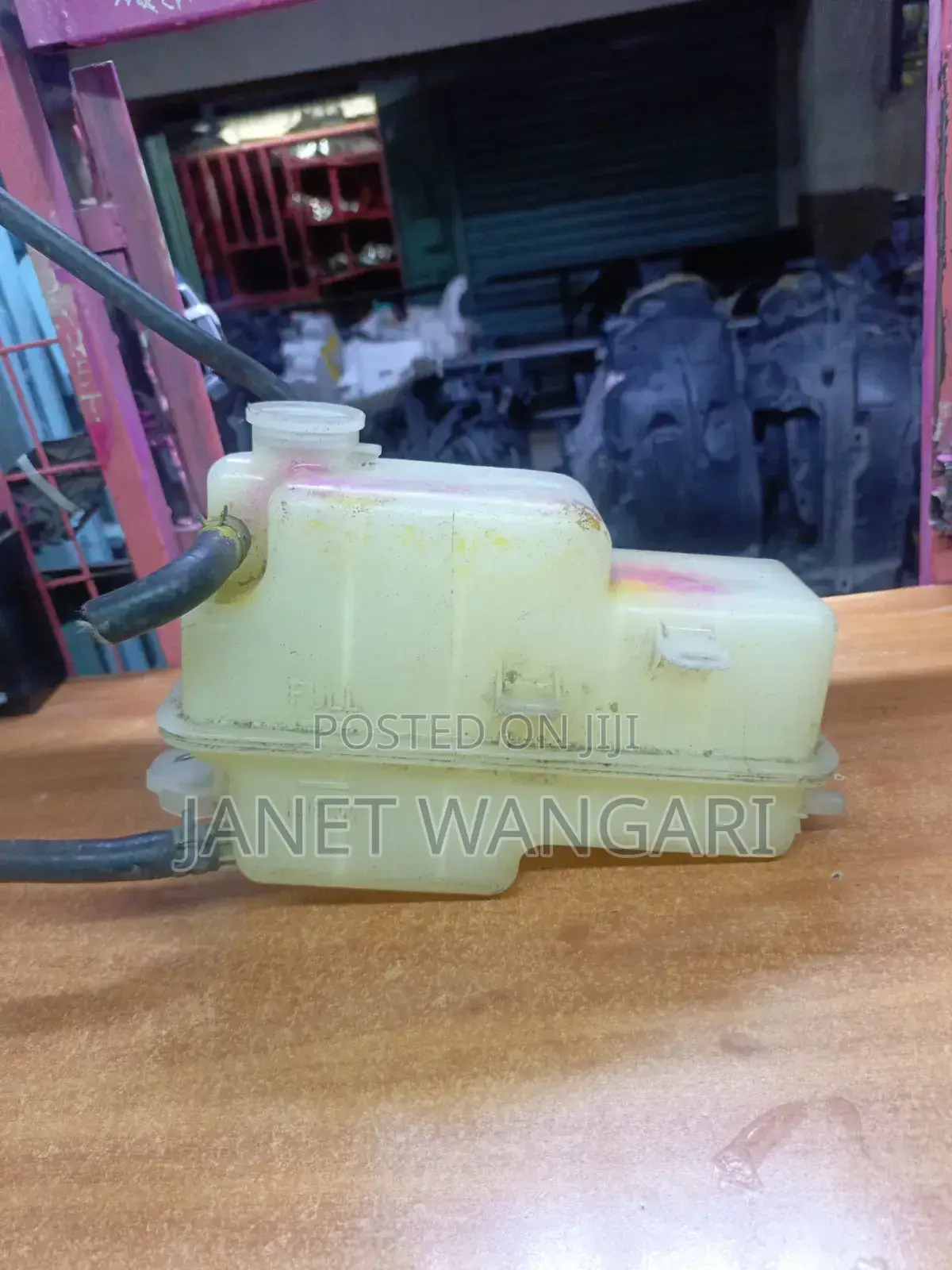 Coolant Reserve Bottle Toyota Vellfire
