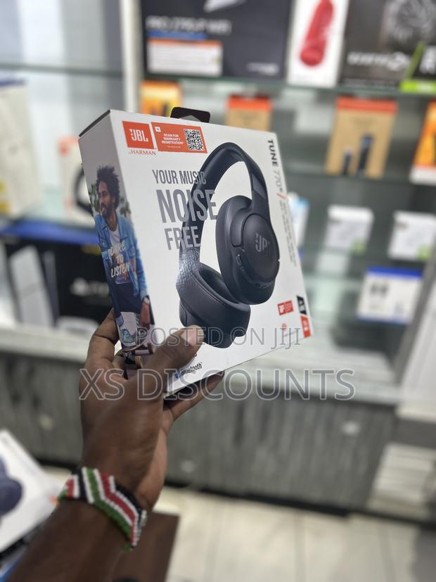 JBL Tune 770 Nc Bluetooth Headphones - thumbnail 2