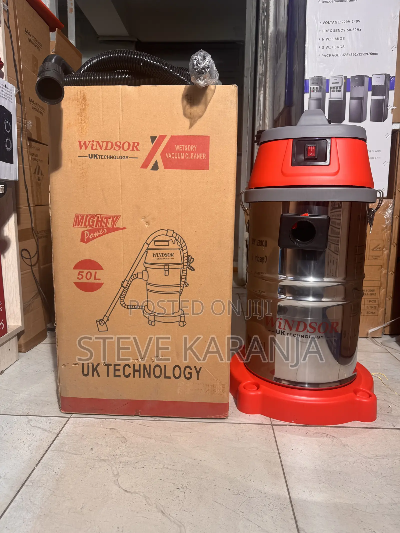 Windsor 50L Commercial Vacuum Cleaner Wet and Dry