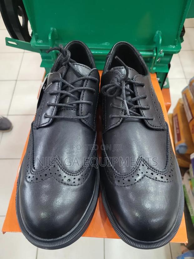 Sleek Official Safety Boots, With Steel Toe - thumbnail 3