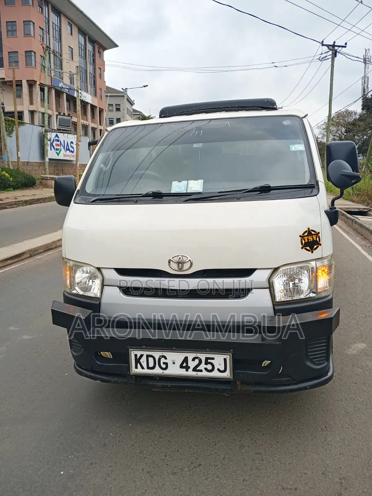 Toyota HiAce 2014 White