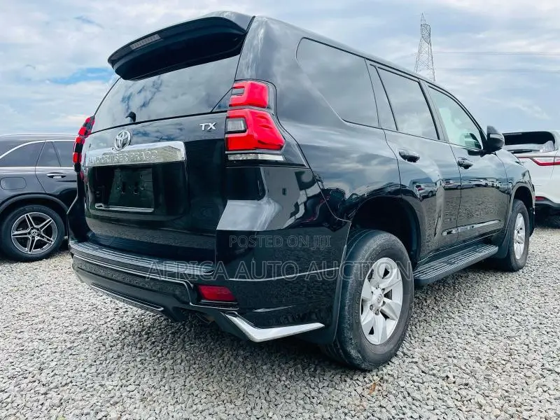 Toyota Land Cruiser Prado 2018