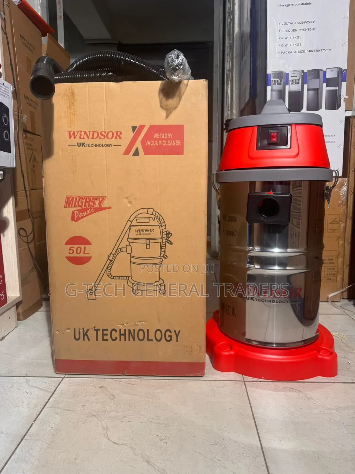Windsor 50L Commercial Vacuum Cleaner Wet and Dry
