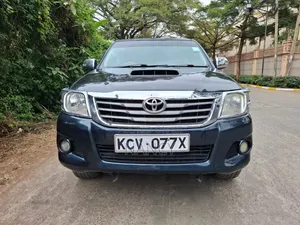 Toyota Hilux 2012