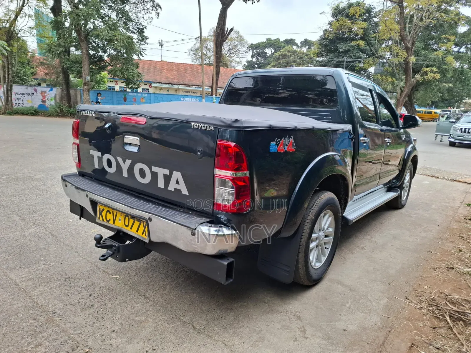 Toyota Hilux 2012