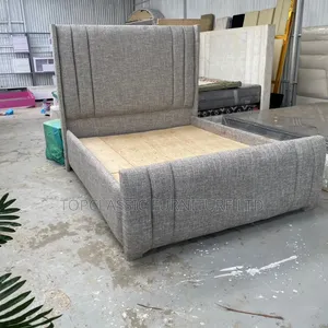 5x6 Gray Chester Bed 