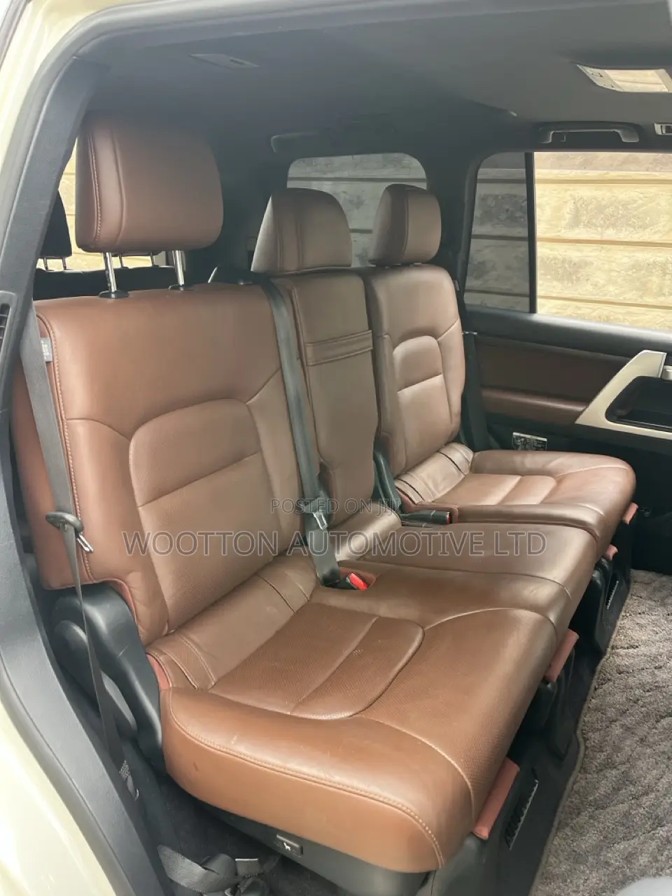 Toyota Land Cruiser 4.6 V8 ZX 2016 White