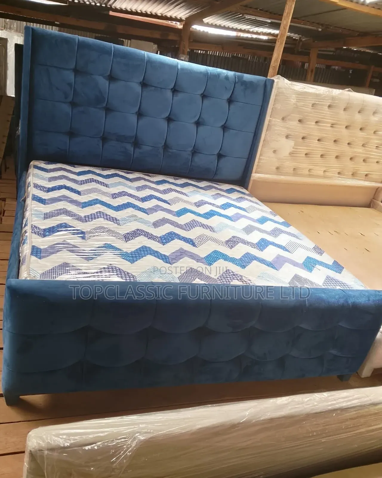 5x6 Blue  Bed Chester King Size