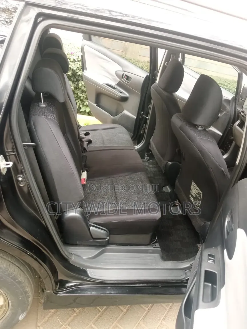 Toyota Wish 2011 Black