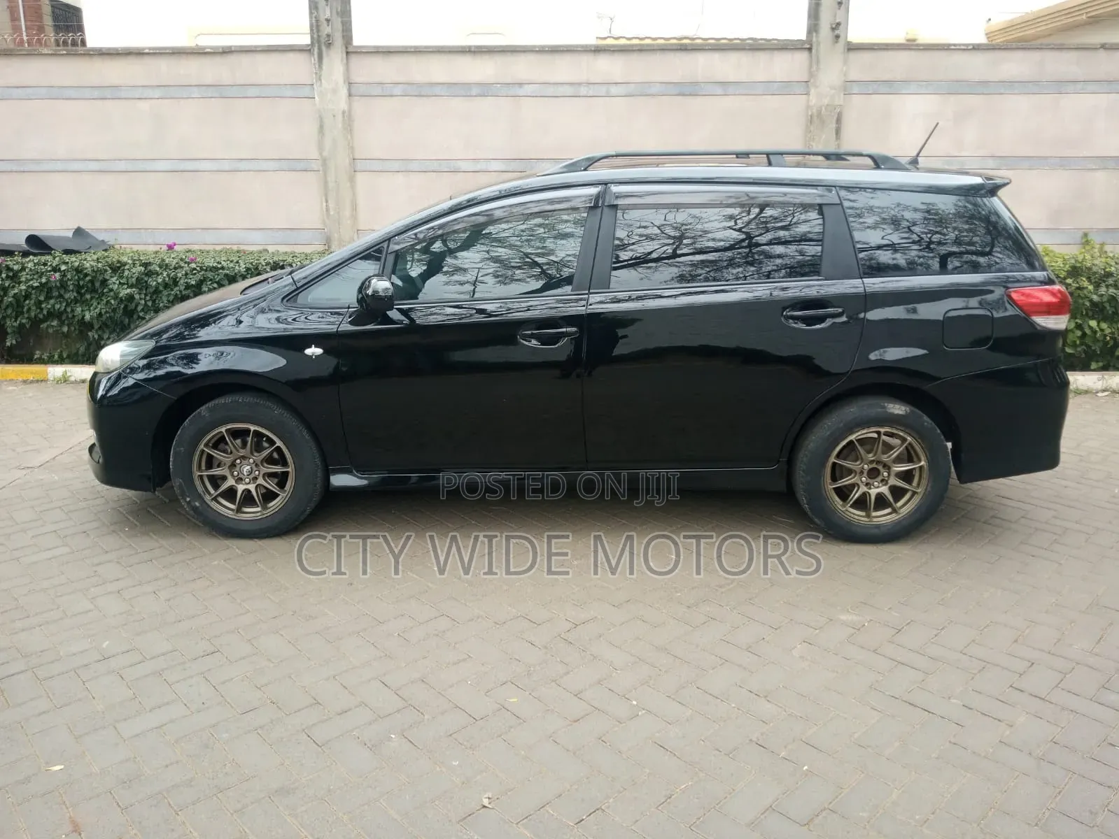 Toyota Wish 2011 Black