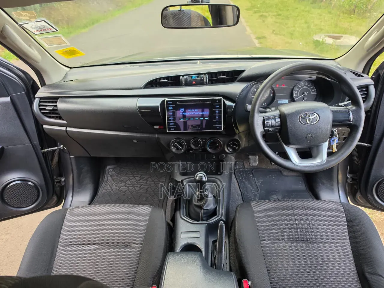Toyota Hilux 2012