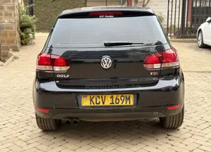 Volkswagen Golf 2012 Black