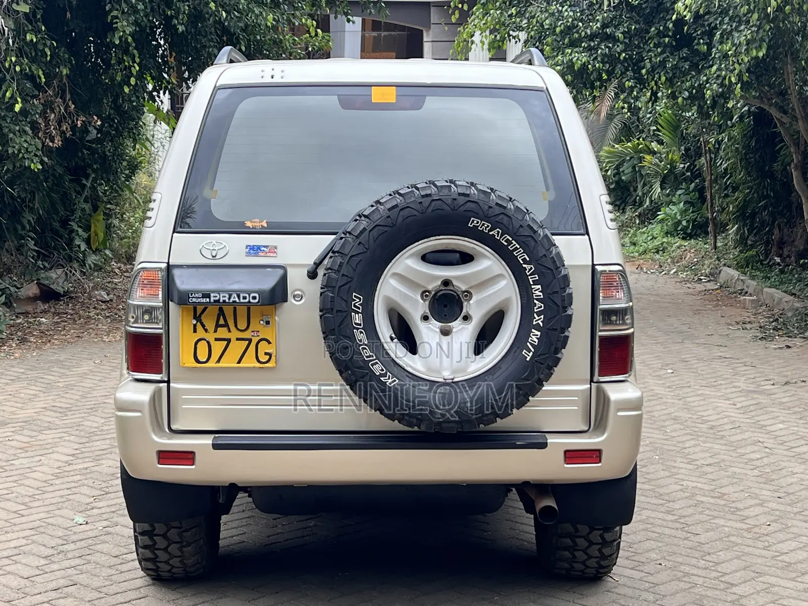 Toyota Land Cruiser Prado 2000 Silver
