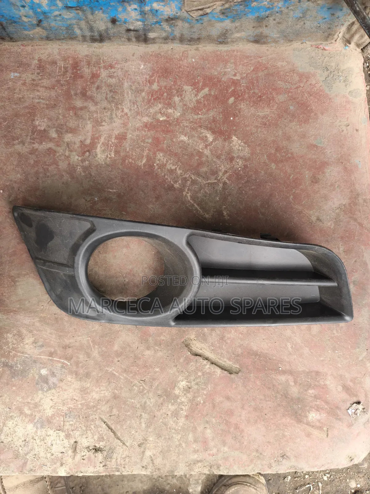 Toyota Runx R2 Fog Lights Bumper Cover