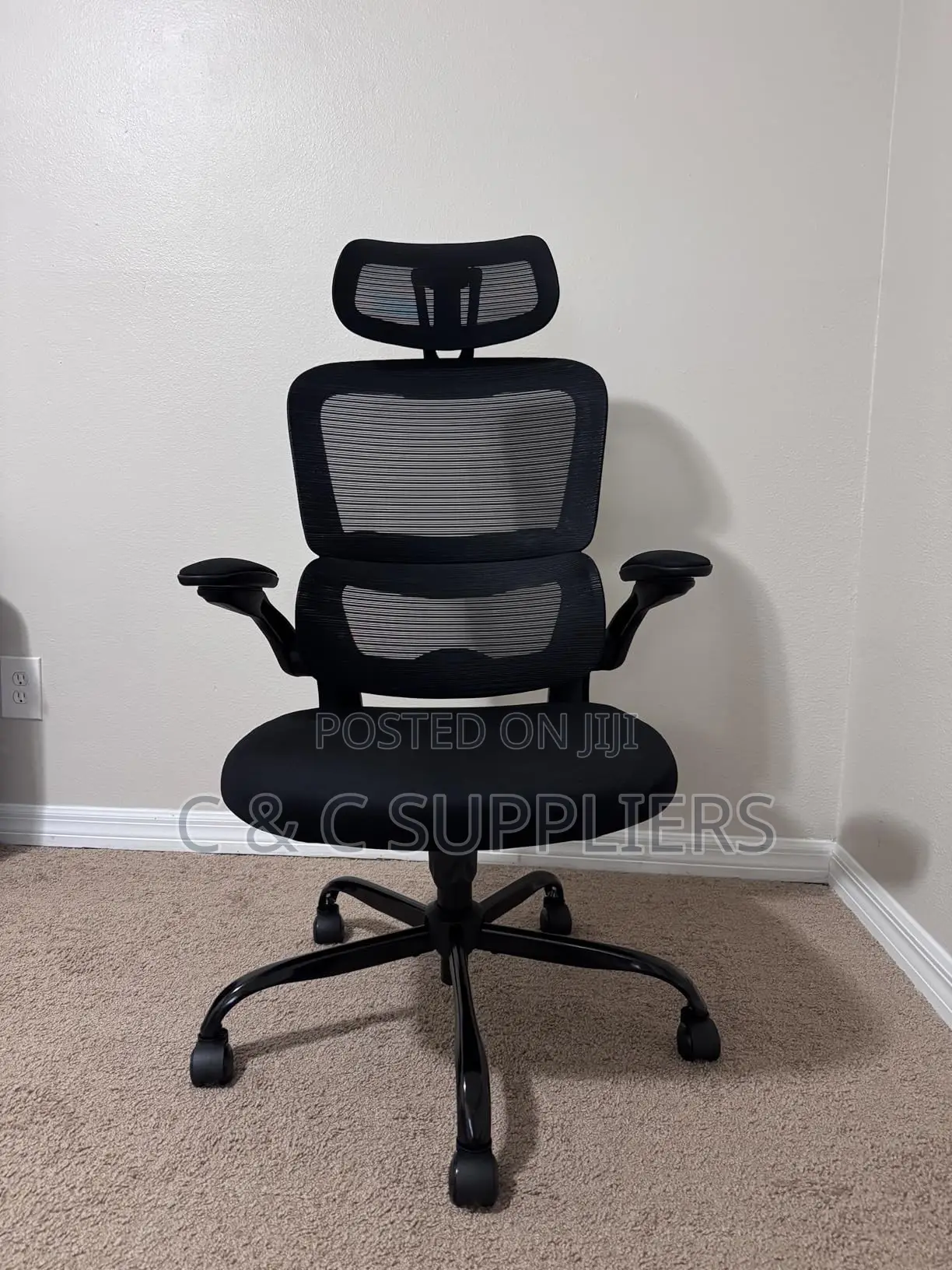Ergonomic Revolving Mesh Office Chair.