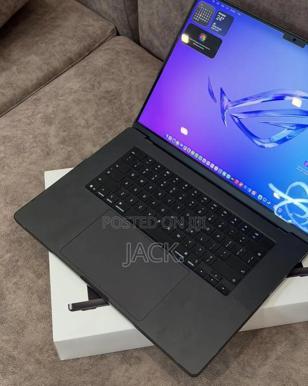 Laptop Apple MacBook Pro 2026 M5 Max 128GB Apple M5 Max SSD 2T - thumbnail 2