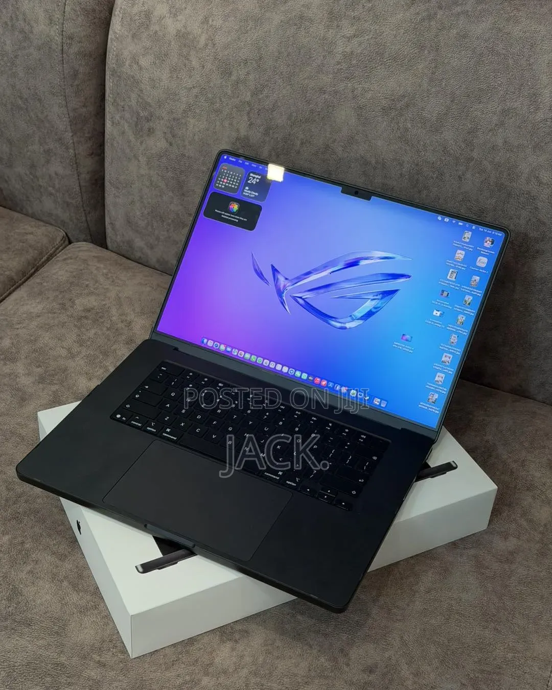 Laptop Apple MacBook Pro 2026 M5 Max 128GB Apple M5 Max SSD 2T