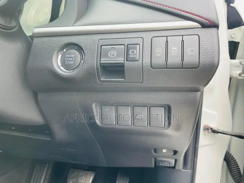 Toyota Harrier 2020 Pearl