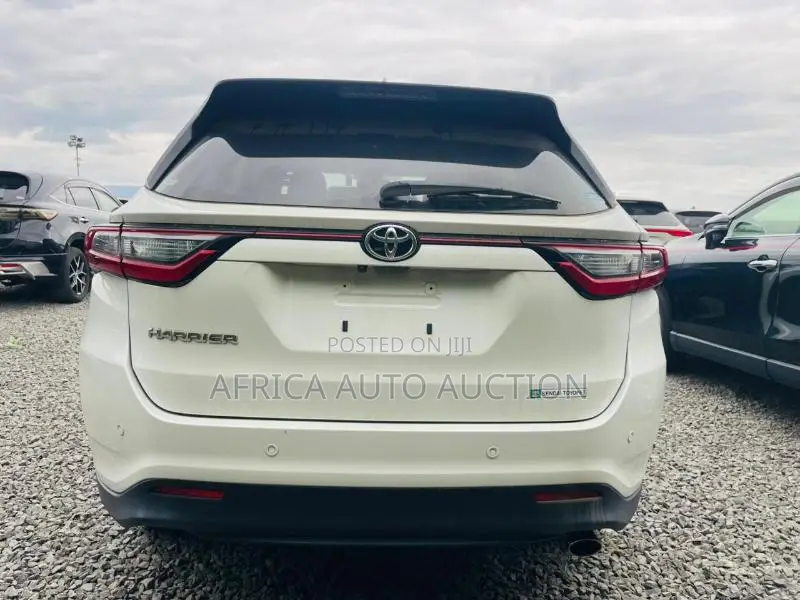 Toyota Harrier 2020 Pearl