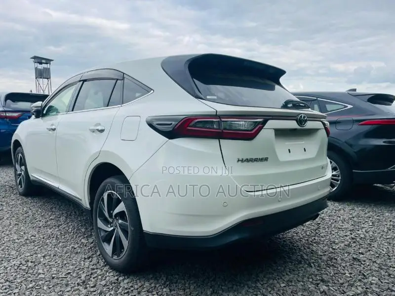 Toyota Harrier 2020 Pearl
