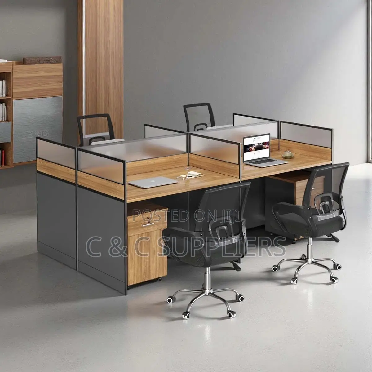 4 Person Office Workstation.