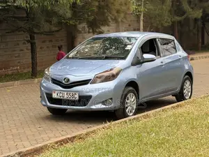 Toyota Vitz 2012 Blue