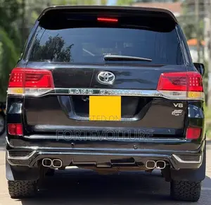 Toyota Land Cruiser 4.6 V8 ZX 2011 Black