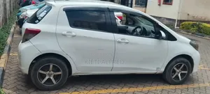 Toyota Vitz 2013 White