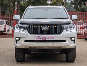 Toyota Land Cruiser Prado 2019 White