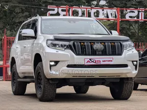 Toyota Land Cruiser Prado 2019 White