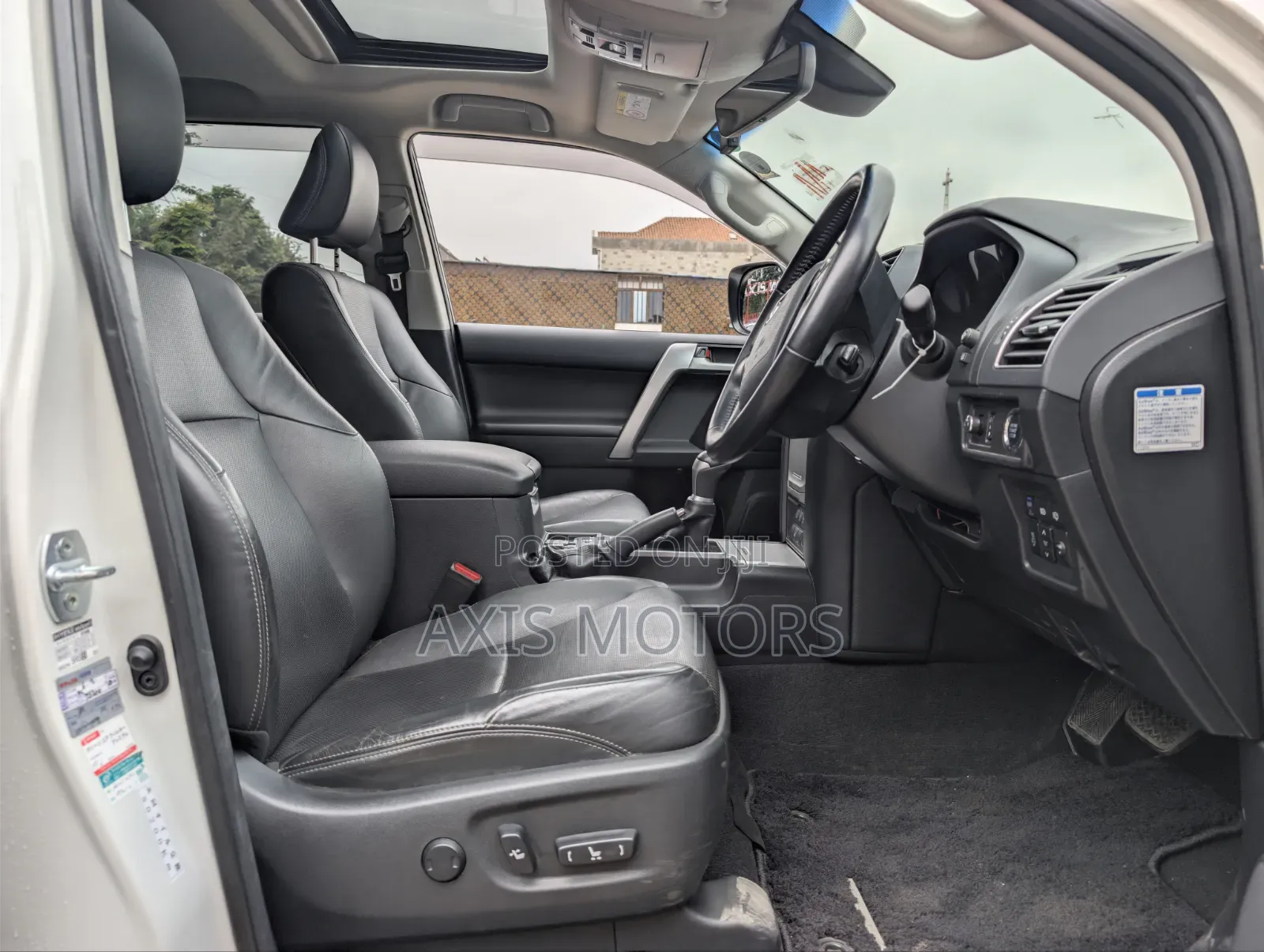 Toyota Land Cruiser Prado 2019 White